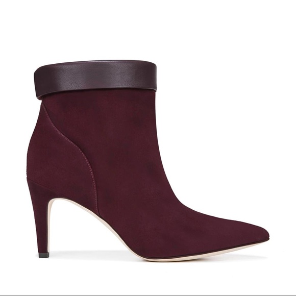 Via Spiga Shoes - Via Spiga
Giulia Pointed Toe Bootie
ColorMulberry